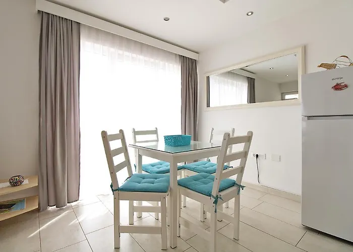 아파트 Miro 2185 풀라