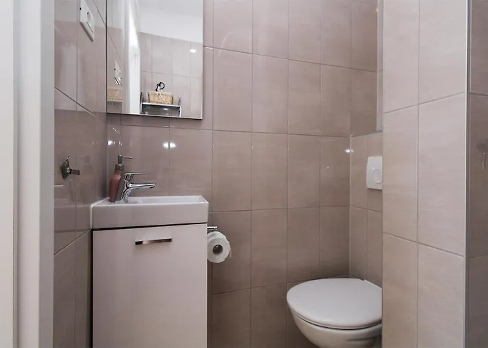 아파트 Miro 2185 풀라